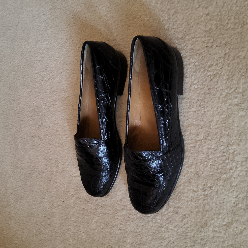Mens dress shoes,  COLE-HAAN, Size 8, Color 8.